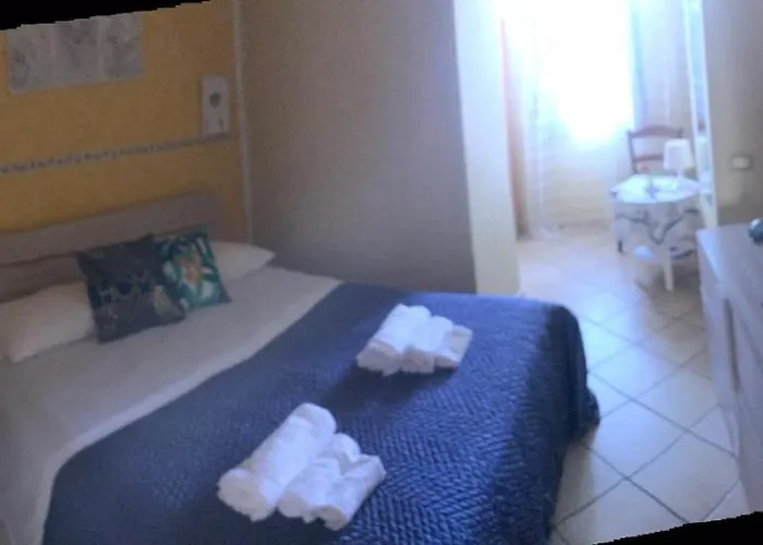 La Collina Nyaraló *